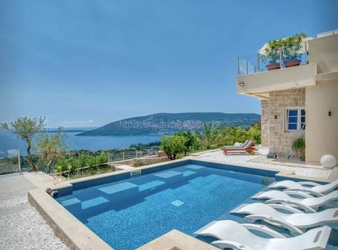 Villa in Herceg Novi region
