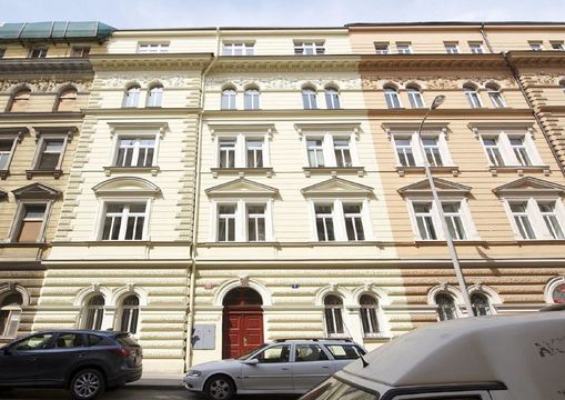 Apartment house in Prague