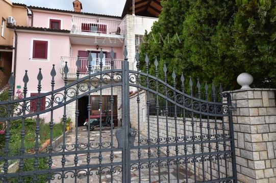 House in Pula