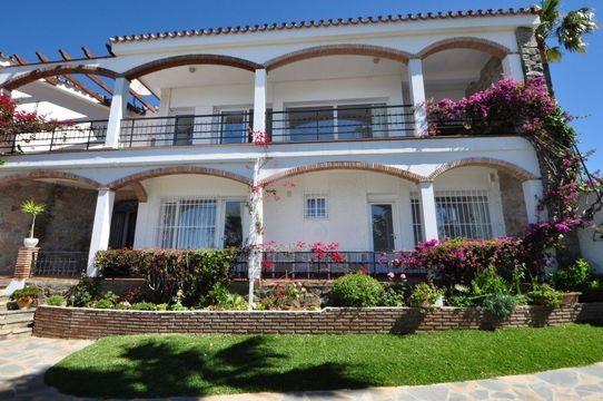 Villa in Benalmadena
