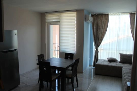 Apartment in Lozenets