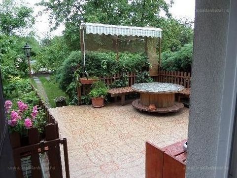 Cottage in Szigetcsep