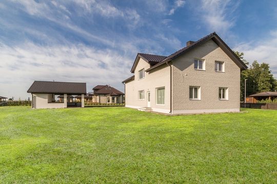 Detached house in Salmistu