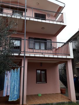 House in Bar