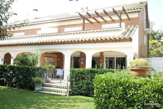 Townhouse in Santa Susanna