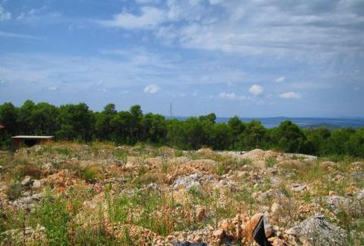Land in Shibenik