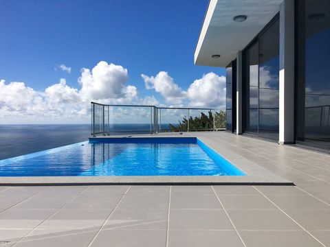 Villa in Calheta