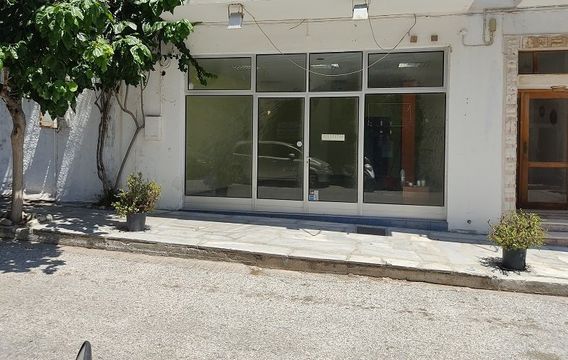 Commercial in Tinos