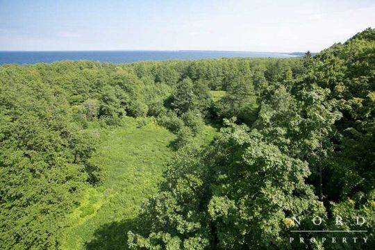Land in Muraste