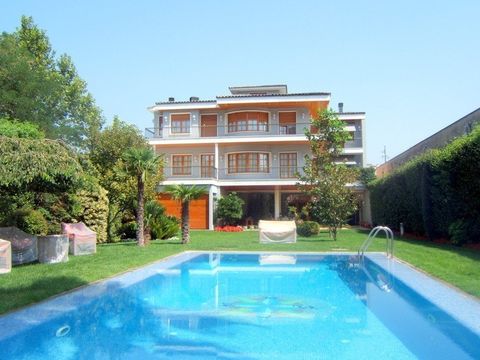 Villa in Girona